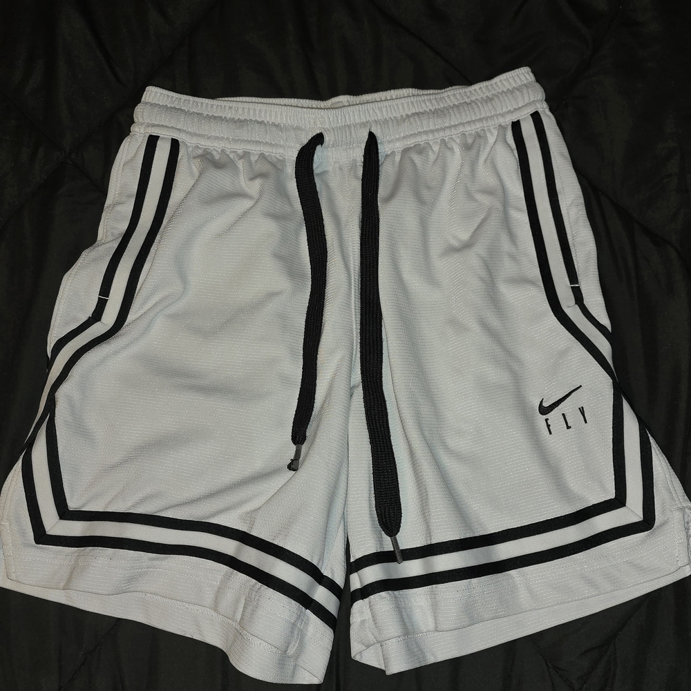Nike Men's White and Black Shorts